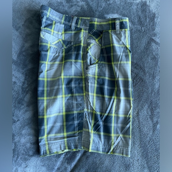 LULULEMON ATLÉTICA MENS SHORTS 34 - Picture 4 of 7